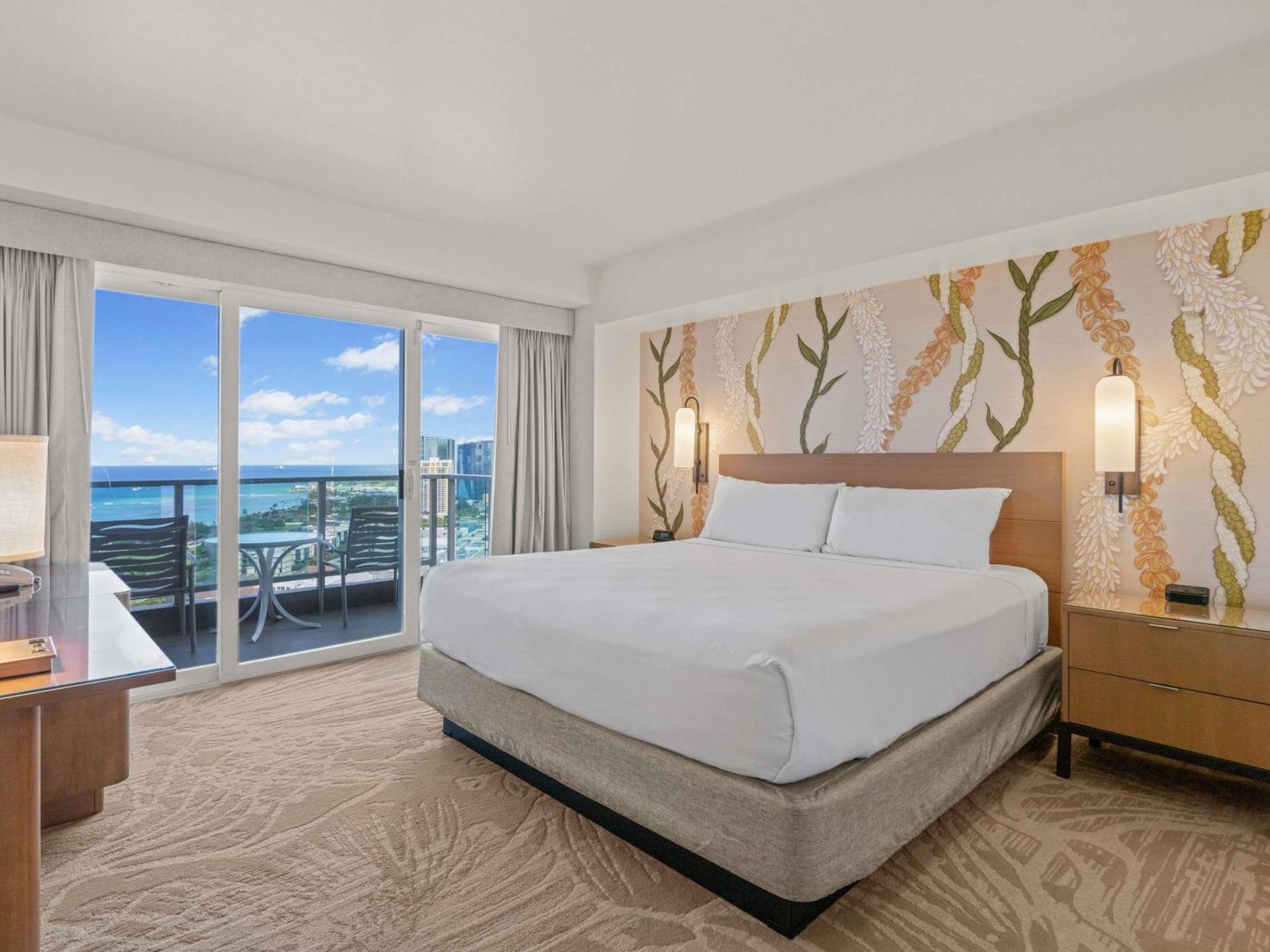Hotel Ala Moana By Mantra 3*